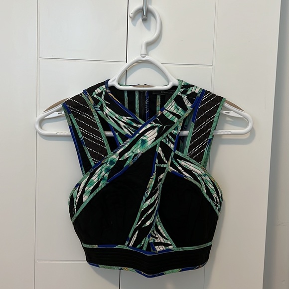 BCBGMAXAZRIA Alisa Palms Blocked Crop Top - XXS - Picture 3 of 4
